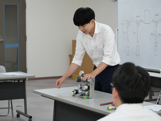 インタビューイメージ